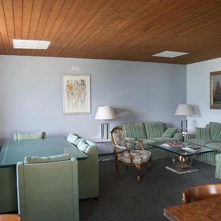 Hotel Surselva Surcuolm ภายนอก รูปภาพ